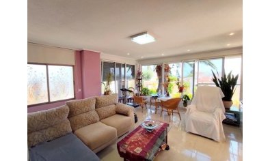 Detached villa in Ciudad Quesada with private pool and ocean view