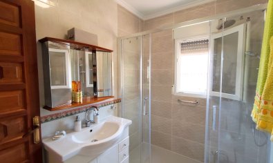 Detached villa in Ciudad Quesada with private pool and ocean view