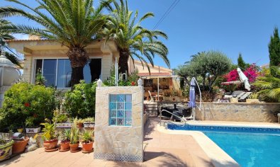 Detached villa in Ciudad Quesada with private pool and ocean view