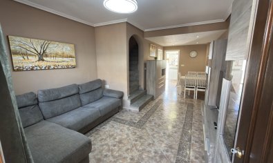 Reventa - Adosado -
Orihuela Costa - La Zenia