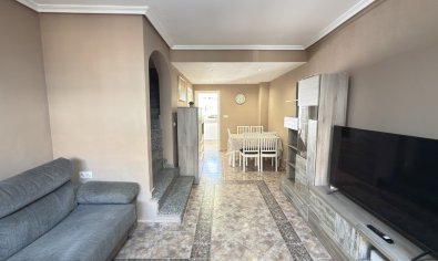 Reventa - Adosado -
Orihuela Costa - La Zenia