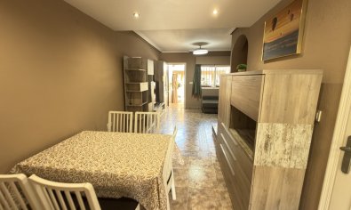 Reventa - Adosado -
Orihuela Costa - La Zenia