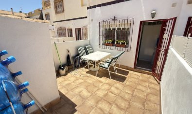 Reventa - Adosado -
Orihuela Costa - La Zenia
