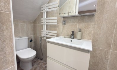 Reventa - Adosado -
Orihuela Costa - La Zenia