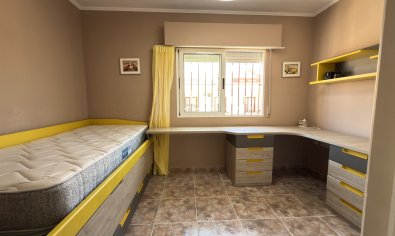 Reventa - Adosado -
Orihuela Costa - La Zenia