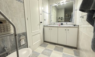 Reventa - Adosado -
Orihuela Costa - La Zenia
