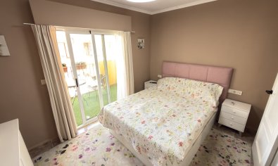 Reventa - Adosado -
Orihuela Costa - La Zenia