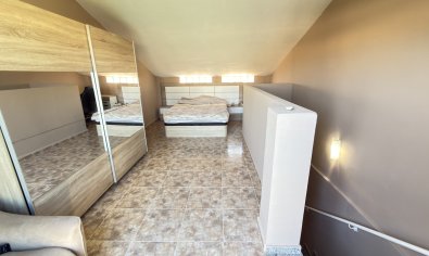 Reventa - Adosado -
Orihuela Costa - La Zenia