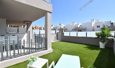 Obra nueva - Bungalow - Jardín -
San Miguel de Salinas