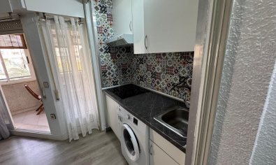 Reventa - Estudio -
Torrevieja - Playa de Los Locos-Curva del Palangre