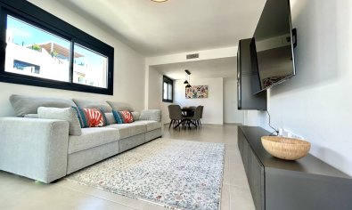 Resale - Apartment -
Orihuela Costa - Los Dolses