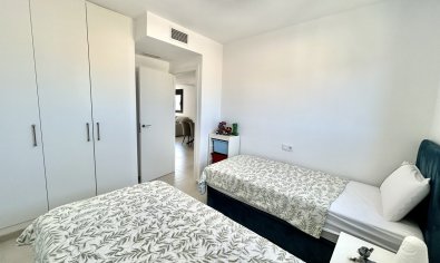 Resale - Apartment -
Orihuela Costa - Los Dolses