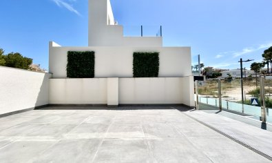 Reventa - Villa -
Villamartín - Villamartin