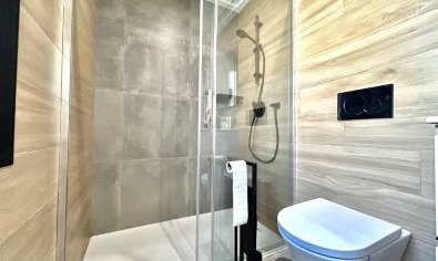 Reventa - Villa -
Villamartín - Villamartin