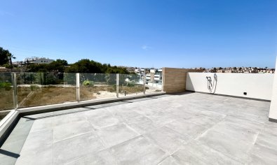 Reventa - Villa -
Villamartín - Villamartin