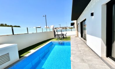 Reventa - Villa -
Villamartín - Villamartin