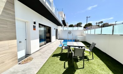 Reventa - Villa -
Villamartín - Villamartin