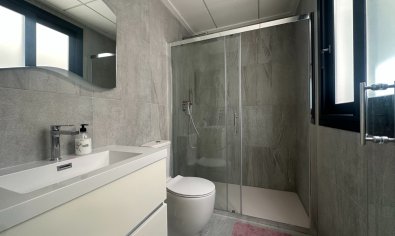 Reventa - Villa -
San Miguel de Salinas - San Miguel Salinas