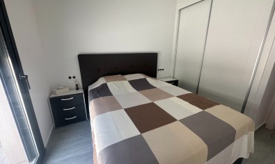 Reventa - Villa -
San Miguel de Salinas - San Miguel Salinas