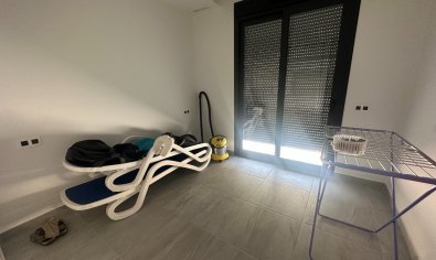 Reventa - Villa -
San Miguel de Salinas - San Miguel Salinas