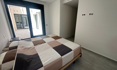 Reventa - Villa -
San Miguel de Salinas - San Miguel Salinas