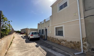 Resale - Townhouse -
Benejúzar
