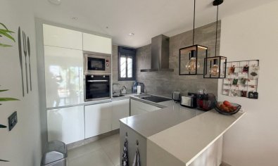 Modern gelijkvloers appartement in Punta Prima, Torrevieja