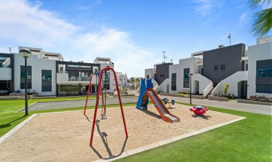 Modern gelijkvloers appartement in Punta Prima, Torrevieja