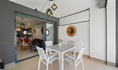Modern gelijkvloers appartement in Punta Prima, Torrevieja