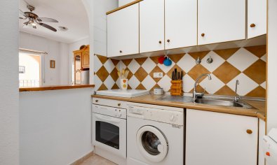 Reventa - Bungalow -
Torrevieja - playa de los naufragos