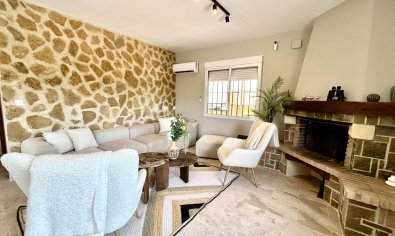 Bestaande bouw - Villa -
Orihuela Costa - La Zenia
