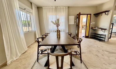 Bestaande bouw - Villa -
Orihuela Costa - La Zenia