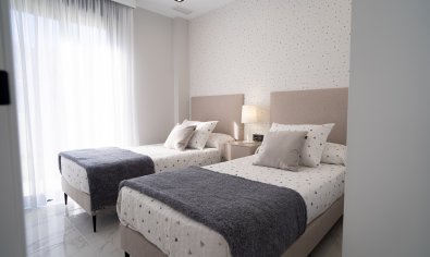 Bungalow met 3 slaapkamers en tuin in Pilar de la Horadada