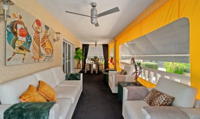 Vrijstaande villa in Benimar Rojales met privézwembad