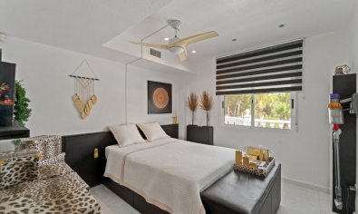 Vrijstaande villa in Benimar Rojales met privézwembad