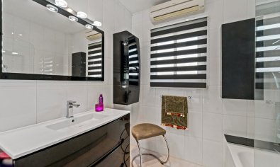 Vrijstaande villa in Benimar Rojales met privézwembad