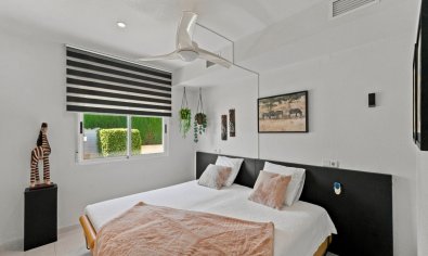 Vrijstaande villa in Benimar Rojales met privézwembad