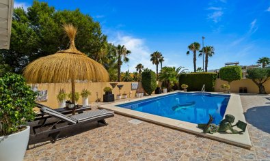 Vrijstaande villa in Benimar Rojales met privézwembad