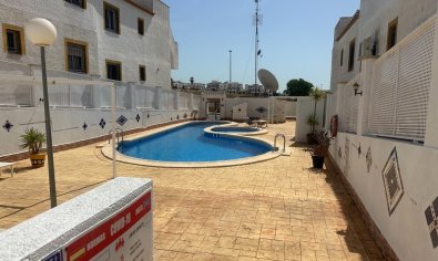 Reventa - Apartamento / piso -
Orihuela - Entre Naranjos Vistabella