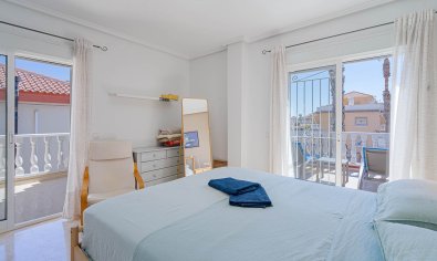Reventa - Adosado -
Ciudad Quesada - Doña Pepa
