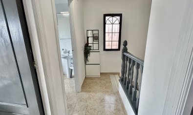 Bestaande bouw - Villa -
Villamartín - Villamartin