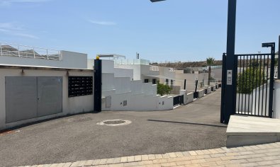 Resale - Villa -
San Miguel de Salinas - San Miguel Salinas