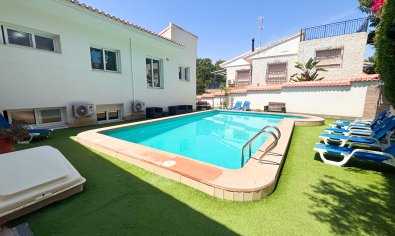 Reventa - Villa -
Dehesa De Campoamor