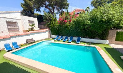 Reventa - Villa -
Dehesa De Campoamor