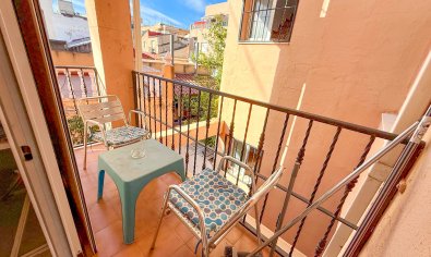 Complejo de apartamentos en San Miguel de Salinas con licencia de alquiler