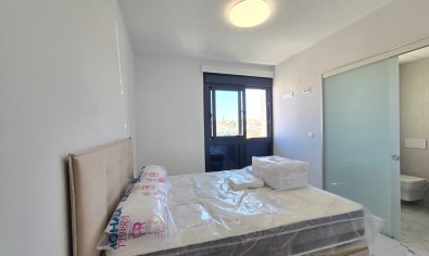 Reventa - Apartamento / piso -
Orihuela Costa - Los Altos *