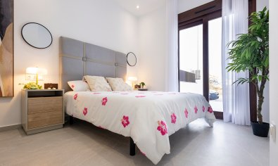 Nieuwbouw Woningen - Geschakelde woning -
Vistabella