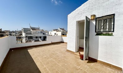 Reventa - Adosado -
Torrevieja - Los Altos