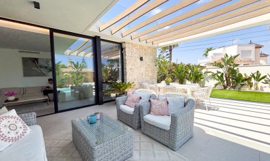 Reventa - Villa -
Cabo Roig