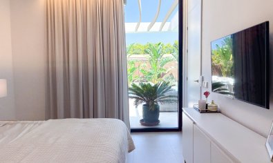 Reventa - Villa -
Cabo Roig